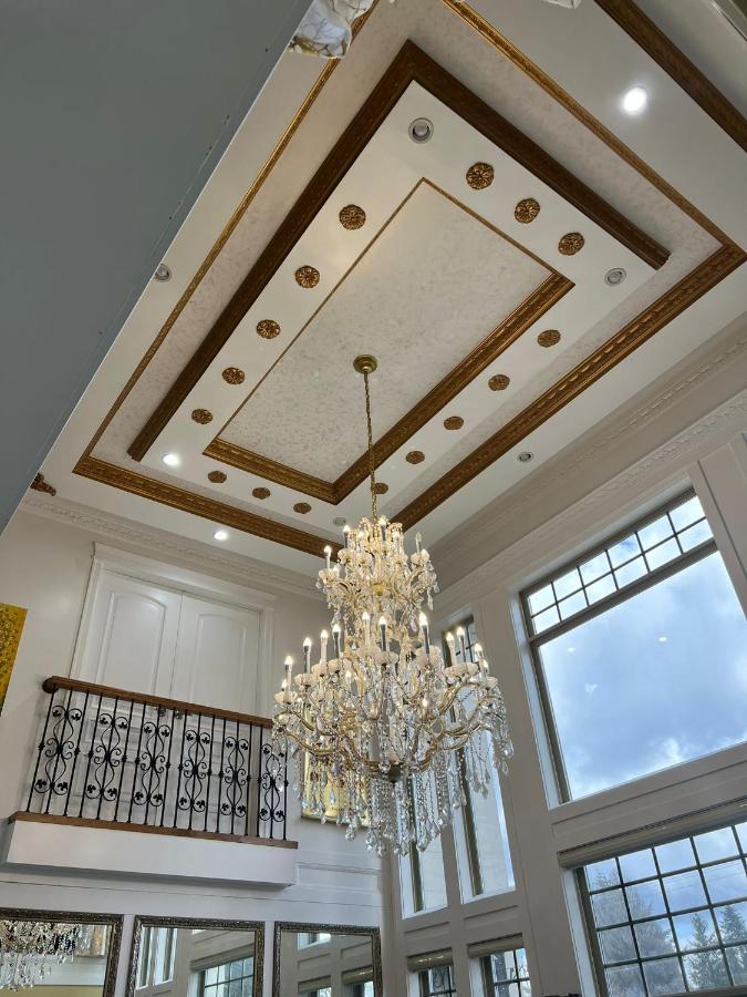 Empire Palace Surrey Exterior foto